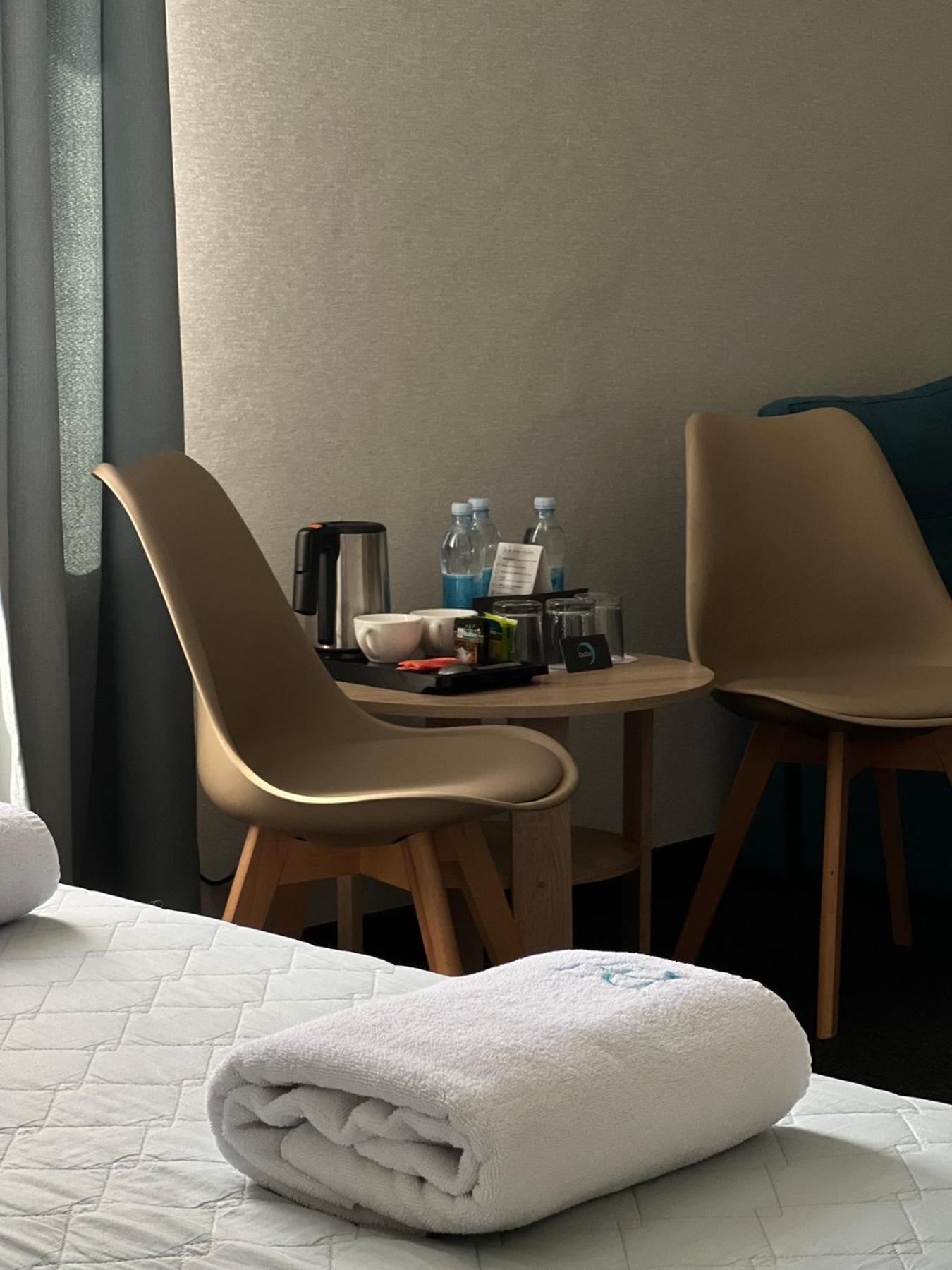 Hotel Dozari Korostyshiv Екстериор снимка